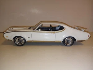 Ertl - American Muscle - 1969 Hurst Olds weiß - 1:18 Druckguss - gebraucht neuwertig. - Bild 1 von 11