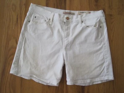Levi 515 White Denim Shorts Women's Size 14 - Image 1 of 4