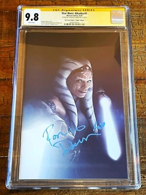 STAR WARS AHSOKA #1 CGC SS 9.8 ROSARIO DAWSON FIRMADO NYCC VARIANTE VIRGEN LTD 600 Foto 1 de 2