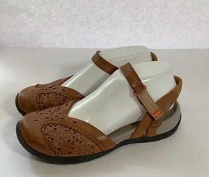 Sandalias Baretraps para mujer talla 7 Foley Mary Jane marrón tostado cómodas perforadas - Imagen 1 de 11