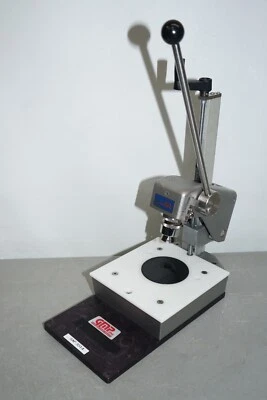 ^ GMP Genesis Machinery Manual Capper #X4633 - Image 1 of 4