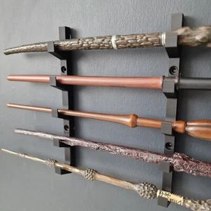 Soporte de exhibición de montaje en pared para varita de Harry Potter - cada uno tiene capacidad para 5 varitas - Imagen 1 de 6