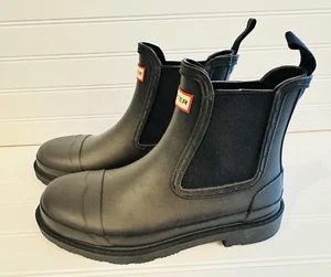 Hunter Chelsea Rain Boot - Picture 1 of 6