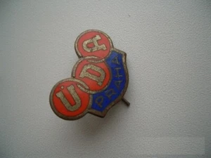 Old pin UDA Prague, future "Dukla", only period 1953-56, original - Picture 1 of 2