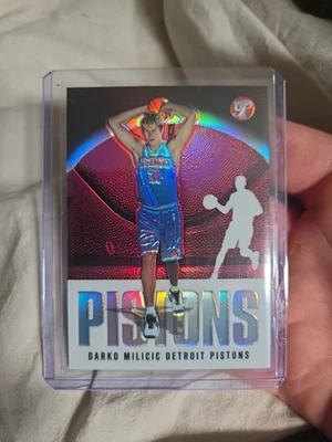 2003-04 Topps Pristine - Darko Milicic #104 refractor/1999 (RC) Foto 1 de 2