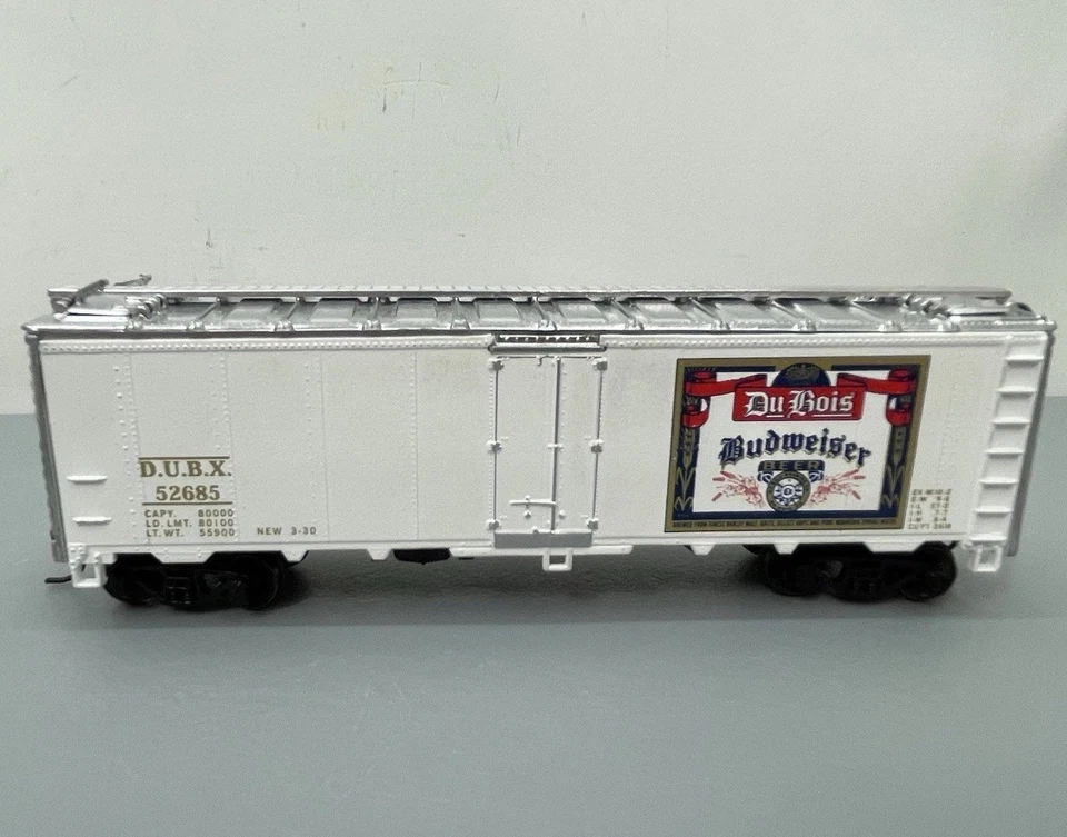 Debois Brewing Co Budweiser Train Freight Car Beer Reefer HO Scale White - Image 1 of 4