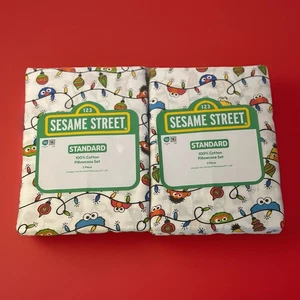 Sesamstraße Standard Kissenbezüge Set 4x Neu mit Etikett 100 Baumwolle Weihnachten Urlaub Geschenk - Bild 1 von 2