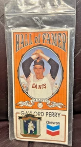 PIN SF GIANTS CHEVRON SALÓN DE LA FAMA (GAYLORD PERRY) - Imagen 1 de 1