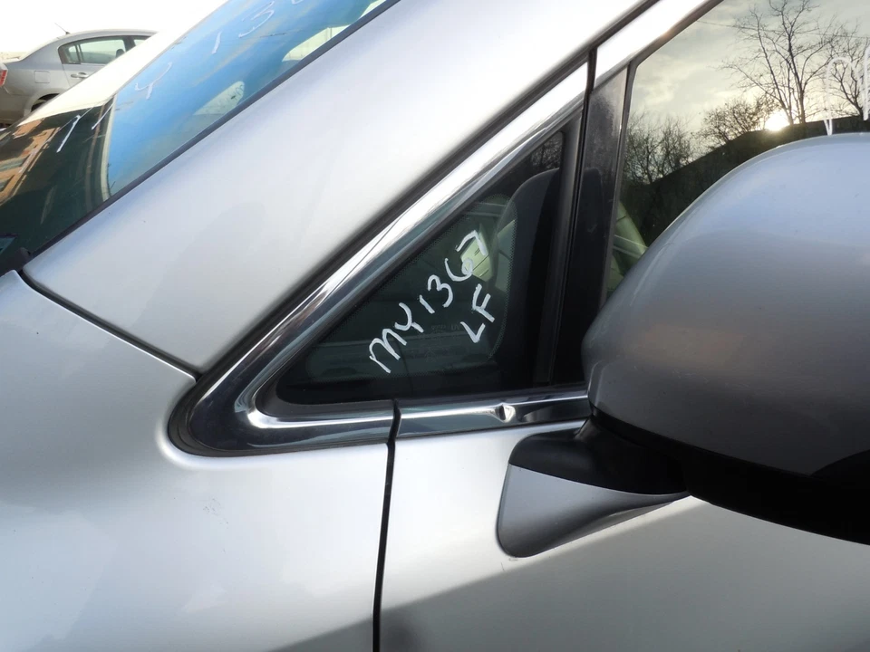 2013 13 Nissan Quest para-brisa dianteiro pilar ventilação vidro driver esquerda LH FABRICANTE DE EQUIPAMENTO ORIGINAL - Imagem 1 de 1