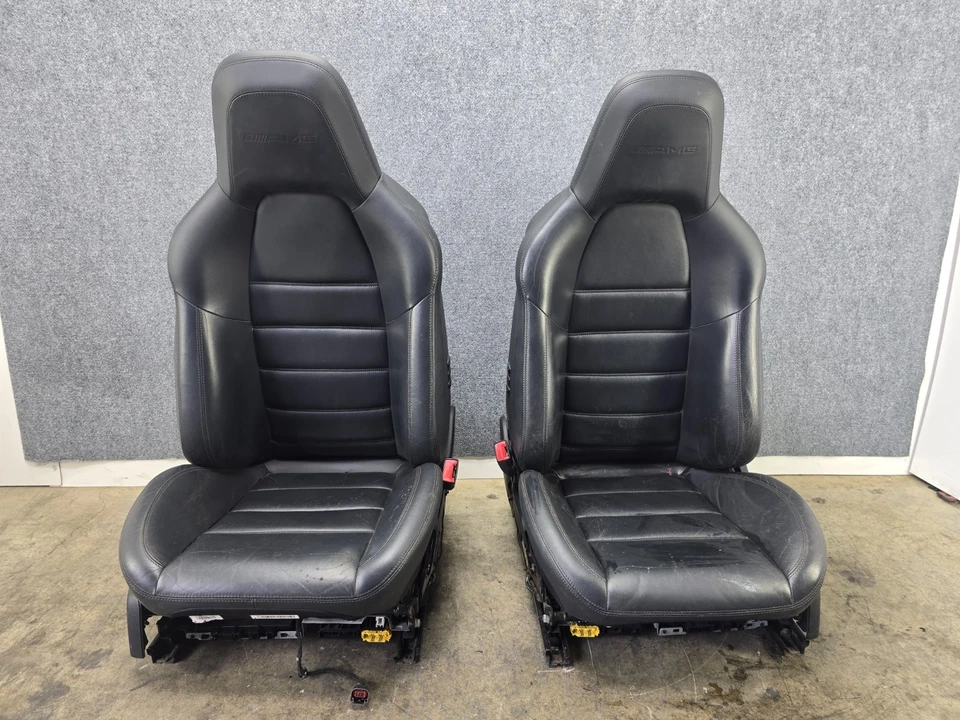 Mercedes W204 C63 Front Seats Amg Seat Leather Black oem - Image 1 of 4