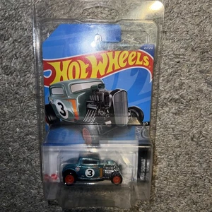 2022 Hot Wheels Super Treasure Hunt STH 32 Ford Vein On J Hook Siehe Bilder!!! - Bild 1 von 11