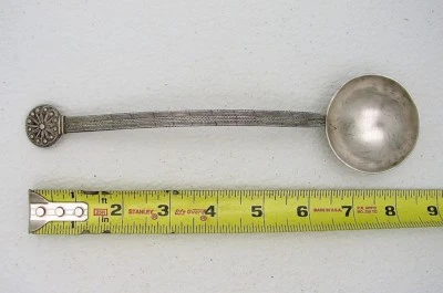 Cucharón de filigrana colonial indio de Oriente Medio plata maciza cachemir c1930 Foto 1 de 4