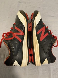 New Balance Baseball Cleats Size 5, Red And Black - Picture 1 of 7