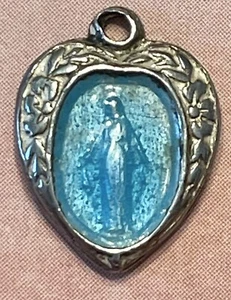 Vintage Miraculous Mary Sterlingsilber blau Emaille Herz zierlich Charm Medaille - Bild 1 von 3
