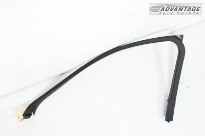 2016-2018 LINCOLN MKX FRONT RIGHT PASSENGER DOOR WINDOW FRAME TRIM COVER OEM - Image 1 of 4