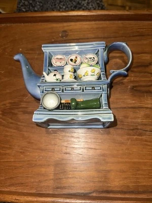 CARDEW DESIGN LTD ED "VINTAGE CUPBOARD"Teapot - Image 1 of 4
