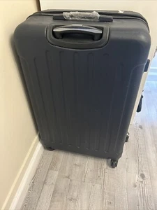 Kenneth Cole Reaction Luggage Sets - Picture 1 of 2