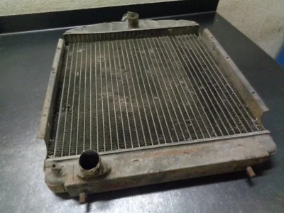 LINCOLN SA 300 SA300 CONTINENTAL TMD WELDER ENGINE RADIATOR HEAT EXCHANGER - Image 1 of 4