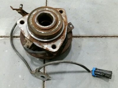 1998 GMC Envoy Front Hub Wheel Bearing 4X4 - Изображение 1 из 4