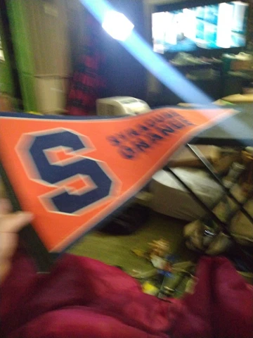 Vntg WinCraft Syracuse Orange NCAA Premium Carded Felt Pennant 2004, 12" x 30" Cover