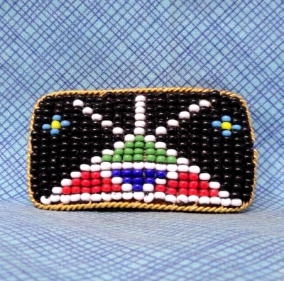 Fivela de cinto social bugigangas nativas americanas feita à mão couro miçangas vintage. QRT847 - Imagem 1 de 4