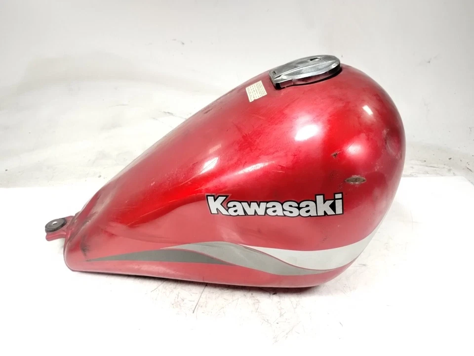 85 Kawasaki EN450 454 LTD 1985 tanque de combustible de gasolina abolladuras Foto 1 de 4