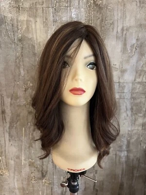 CABELLO HUMANO VIRGEN 100% EUROPEO 20" MARRÓN CON REFLEJOS Foto 1 de 4