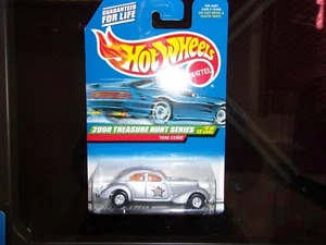 HOT WHEELS 2000 TREASURE HUNT 1936 CORD #3 - Picture 1 of 3