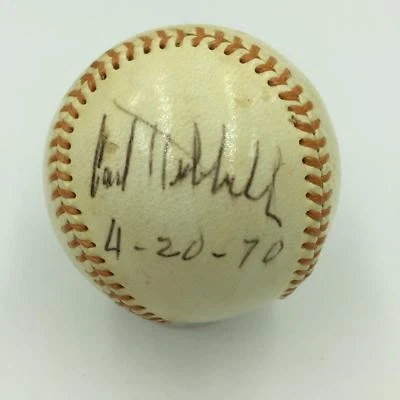 Vintage 1970 Carl Hubbell Single Signed Baseball Pre Stroke Signature JSA COA - Image 1 of 4