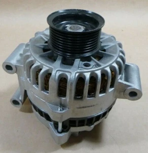 MOTORCRAFT GL985RM 6C3Z-10346-BARM 140 AMP ALTERNATOR FOR 99-07 FORD F350 F250 - Picture 1 of 5