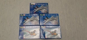 Revell 1/144 Job Lot 3 x F/A-18 D Hornet, 2 x F/A-18 C - Picture 1 of 2