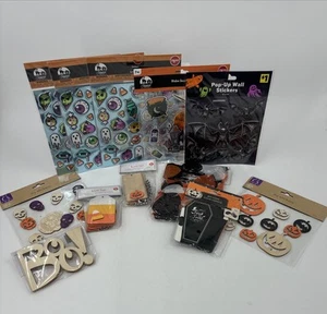 Lotto Halloween - 10+ oggetti e forniture album di ritagli, kit diario spazzatura, etichette, adesivi - Foto 1 di 21