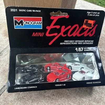 Monogram Mini Exacts 2021 1:87 HO Lamborghini Ferrari F-40 Testarossa 3 Pack NEW - Image 1 of 4