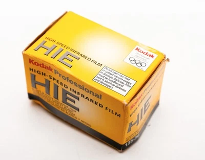Película infrarroja de alta velocidad Kodak HIE de 35 mm 1 x 36 disparos Exp. 10/2004 CAT 169 2086 Foto 1 de 4