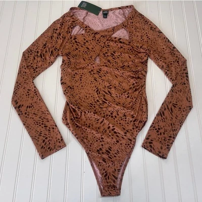 Bodysuit Wild Fable com estampa de animais recortados novo com etiquetas - Tamanho feminino médio - Imagem 1 de 4