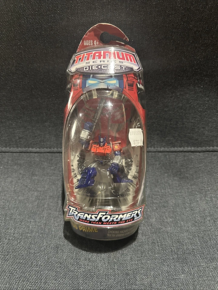 2006 Transformers Optimus Prime Titanium Series Diecast Action Figure Autobot - Image 1 of 4