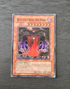 Yu-Gi-Oh! Despair from the Dark SD2-EN007 1ª Edición Efecto Zombie Raro LP - Imagen 1 de 8