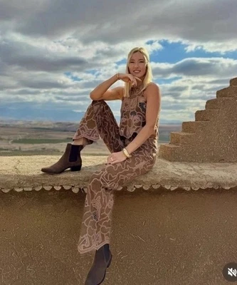 ZARA WOMAN FAUX SUEDE CROCHET TOP & TROUSERS BEIGE BROWN Size S Co Ord  4344/162 - Image 1 of 4