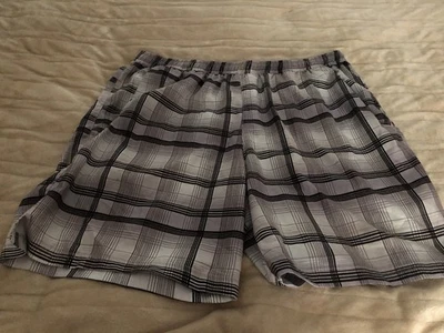 Pantalones cortos BCG Weekender a cuadros sin forro para hombre, talla 2XL 2 pares Foto 1 de 4