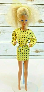 Mattel Barbie blonde Haare blaue Augen gelb gepunktet Kleid 12" hoch kostenloser Versand  - Bild 1 von 11