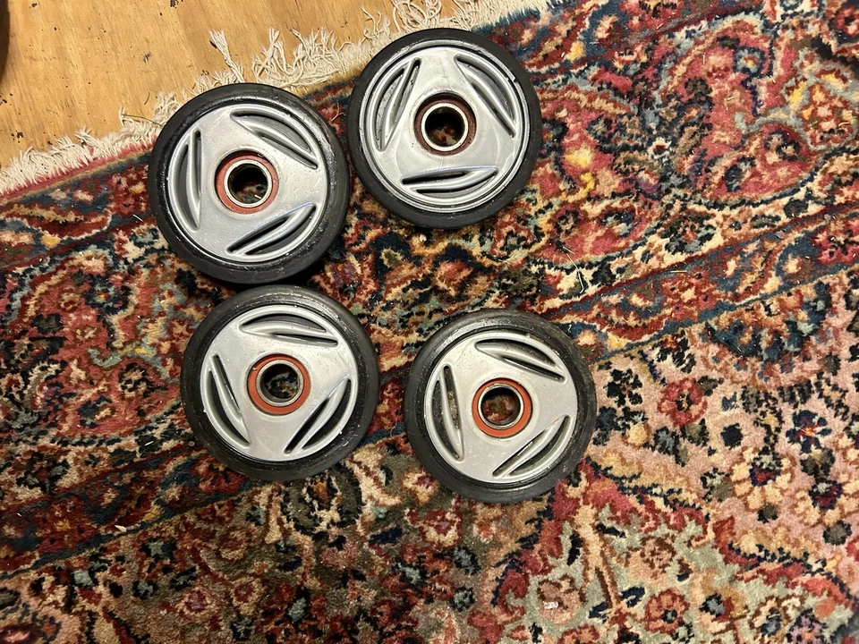 2003-2005 Ski-doo Mxz X 600 Ho Rev Track Idle Wheels Silver 135mm 800 500ss - Imagem 1 de 1