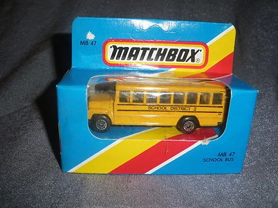 293B Vintage 1981 Matchbox MB 47 Distretto 2 Autobus Scuola 1:76 Nuovo + Scatola - Immagine 1 di 4