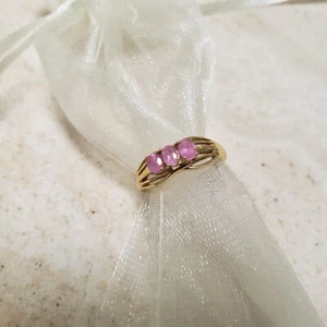 Madagascan Pink Sapphire, Sterling Silver Trilogy ring, size O, 7. - Picture 1 of 9