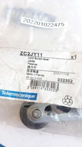 PALANCA DE INTERRUPTOR LÍMITE Telemecanique ZC2JY11 - Imagen 1 de 3