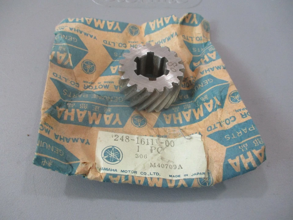 Nuevo de Lote Antiguo Yamaha OEM Engranaje de Transmisión Primario 19T CT1 CT1C CT2 CT3 248-16111-00 Foto 1 de 1