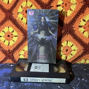 Spider’s Venom Horror VHS Lettuce Entertain You - Imagen 1 de 1