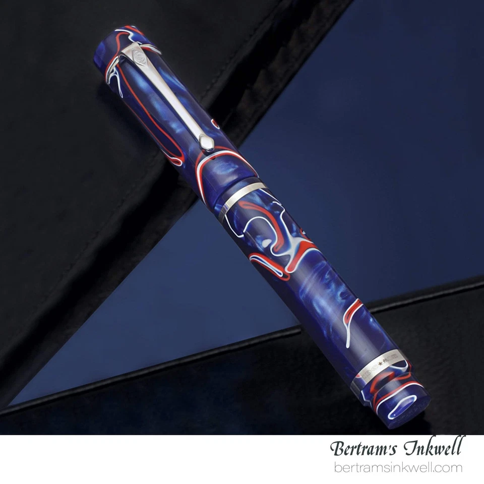 Pluma Estilográfica Conway Stewart Modelo Bardo Rojo, Blanco, Azul Edición Limitada, 2013 Foto 1 de 1