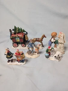 Assortment Of Vintage Christmas Village People - Picture 1 of 6