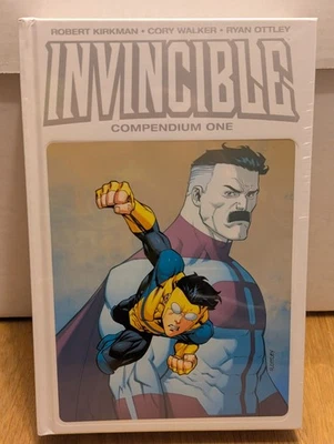 Invincible Compendium Vol 1 HC Tapa Dura SELLADA Foto 1 de 3
