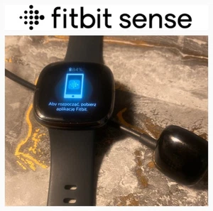 Fitbit Sense GPS Smartwatch getestet ✅ mit 6mos Fitbit Premium + Kabel & Bänder - Bild 1 von 16